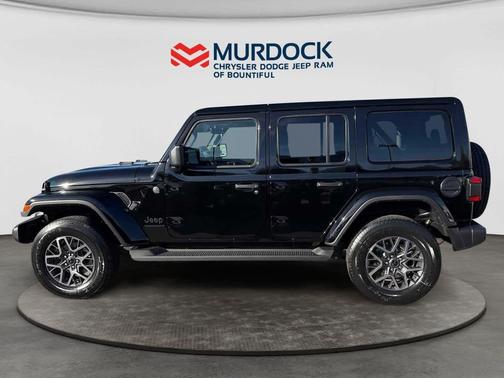 Black Clearcoat 2026 Jeep Wrangler 4-Door Sahara 4x4