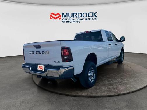 2026 RAM 2500 Tradesman Crew Cab 4x4 8' Box