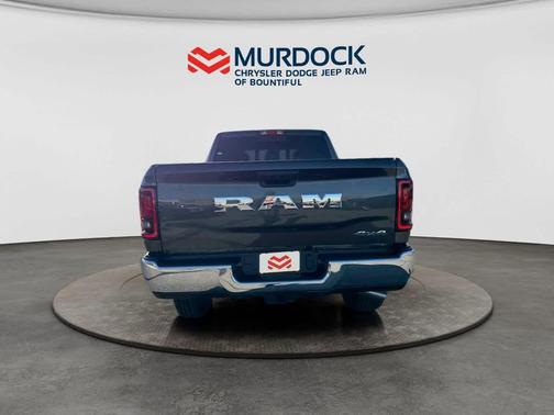 2026 RAM 2500 Tradesman Crew Cab 4x4 6'4' Box