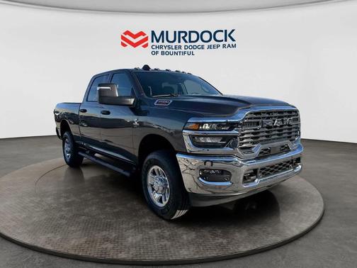 2026 RAM 2500 Tradesman Crew Cab 4x4 6'4' Box