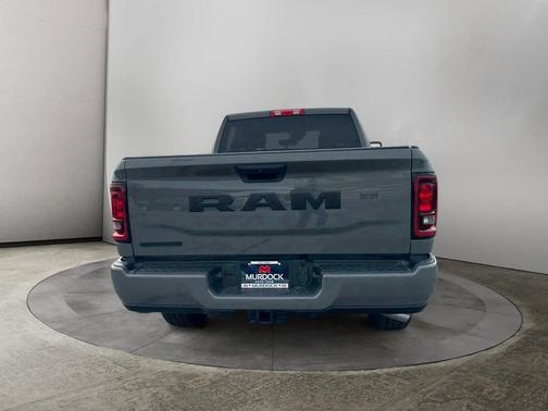 2026 RAM 2500 Big Horn Crew Cab 4x2 6'4' Box
