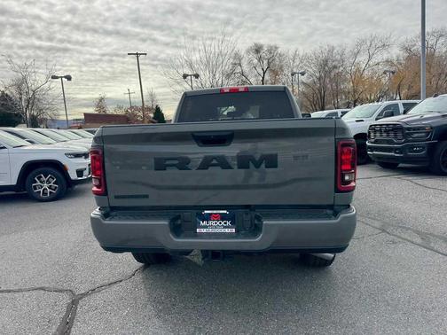 2026 RAM 2500 Big Horn Crew Cab 4x2 6'4' Box