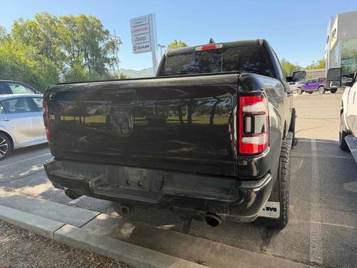 Diamond Black Crystal Pearl 2019 RAM 1500 Rebel