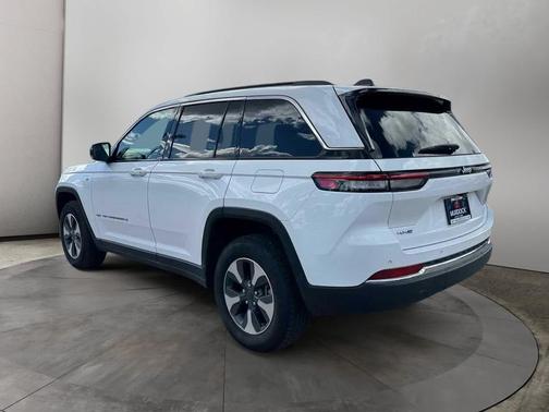 2024 Jeep Grand Cherokee 4xe Base