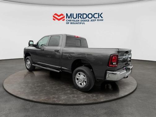 2026 RAM 2500 Tradesman Crew Cab 4x4 6'4' Box