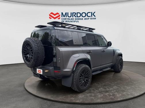 Charente Grey Premium Metallic 2026 Land Rover Defender P635 OCTA