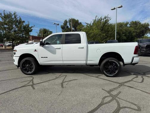 2025 RAM 2500 Laramie Crew Cab 4x4 6'4' Box
