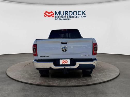 2022 RAM 3500 Laramie Crew Cab 4x4 6'4' Box