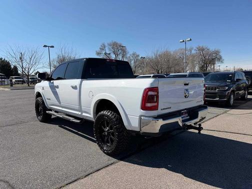 2022 RAM 3500 Laramie Crew Cab 4x4 6'4' Box
