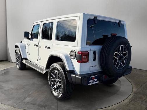 2026 Jeep Wrangler 4-Door Sahara 4x4