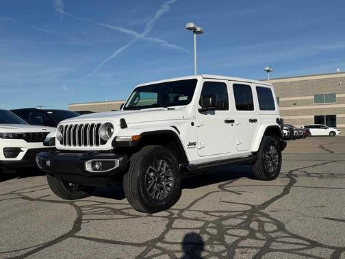2026 Jeep Wrangler 4-Door Sahara 4x4