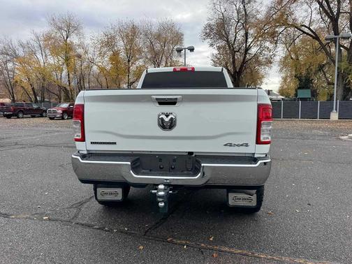 2019 RAM 2500 Big Horn Crew Cab 4x4 6'4' Box