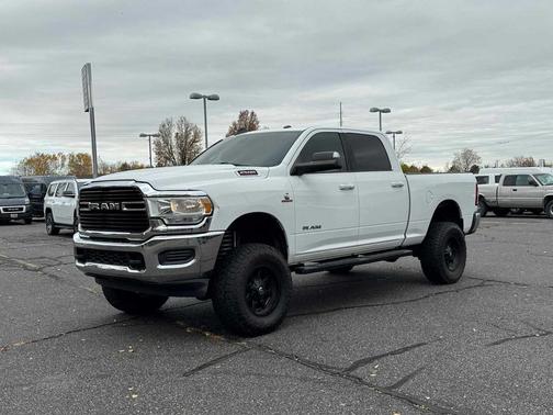 2019 RAM 2500 Big Horn Crew Cab 4x4 6'4' Box