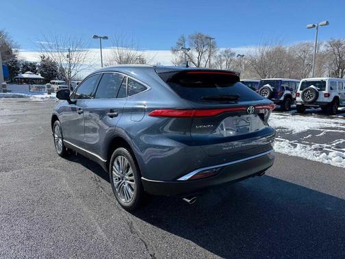 2023 Toyota Venza XLE