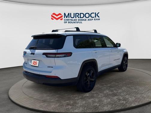 Bright White Clearcoat 2022 Jeep Grand Cherokee L Limited
