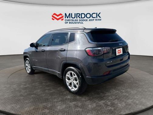 Baltic Gray Metallic Clearcoat 2024 Jeep Compass Latitude