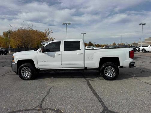 2017 Chevrolet Silverado 3500 LT