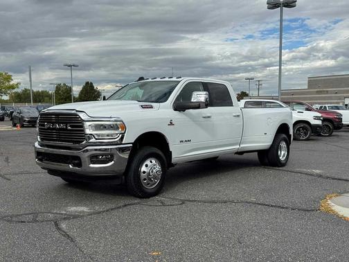 2024 RAM 3500 Laramie Crew Cab 4x4 8' Box