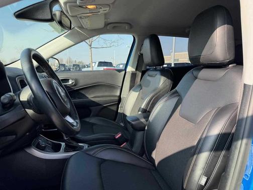 2017 Jeep New Compass Latitude