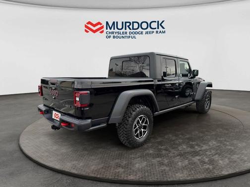 Black Clearcoat 2026 Jeep Gladiator Rubicon