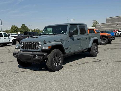 2025 Jeep Gladiator Sport S