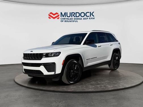 2026 Jeep Grand Cherokee Altitude