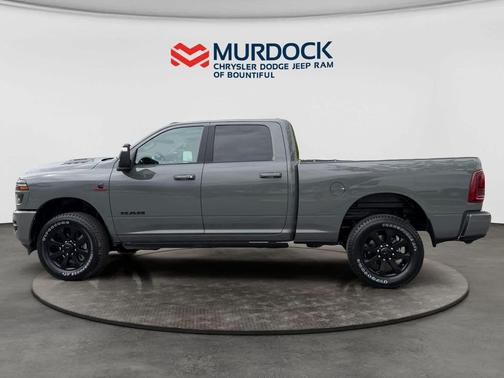 Ceramic Gray Clearcoat 2026 RAM 2500 Laramie Crew Cab 4x4 6'4' Box