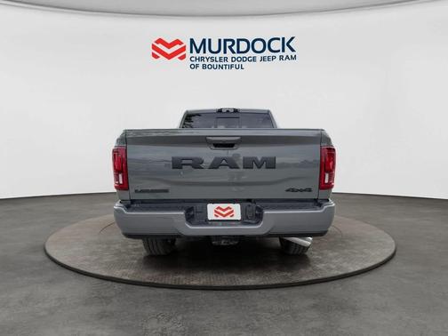 Ceramic Gray Clearcoat 2026 RAM 2500 Laramie Crew Cab 4x4 6'4' Box