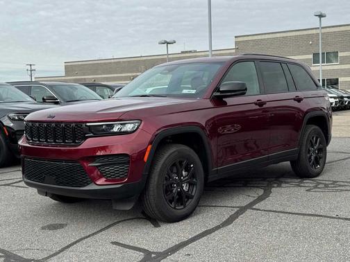 2025 Jeep Grand Cherokee Altitude