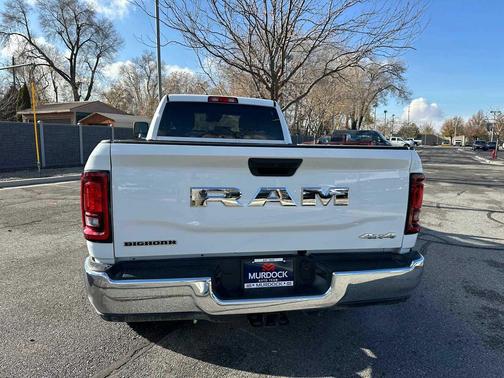 2025 RAM 3500 Big Horn Crew Cab 4x4 8' Box