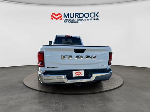 2025 RAM 3500 Big Horn Crew Cab 4x4 8' Box