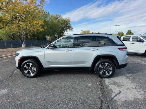 2024 Jeep Grand Cherokee 4xe Base