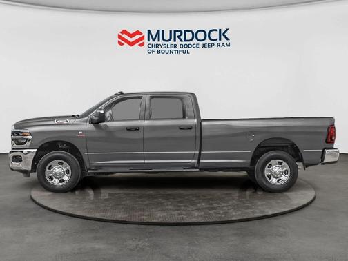 Ceramic Gray Clearcoat 2026 RAM 3500 Laramie Crew Cab 4x4 8' Box