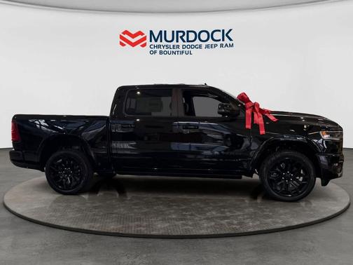 Diamond Black Crystal Pearlcoat 2026 RAM 1500 Limited