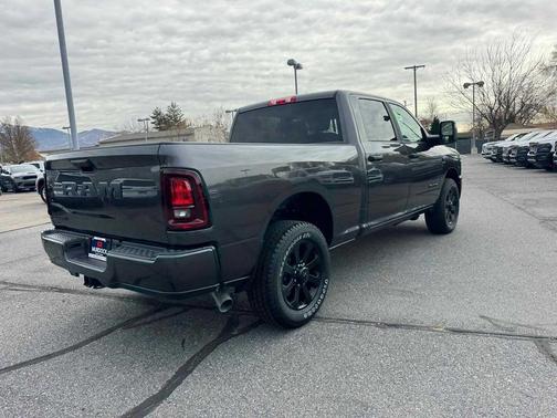 2026 RAM 2500 Big Horn Crew Cab 4x2 6'4' Box