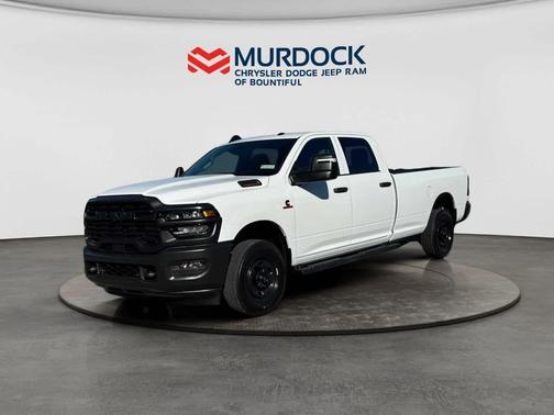 2026 RAM 2500 Tradesman Crew Cab 4x2 8' Box