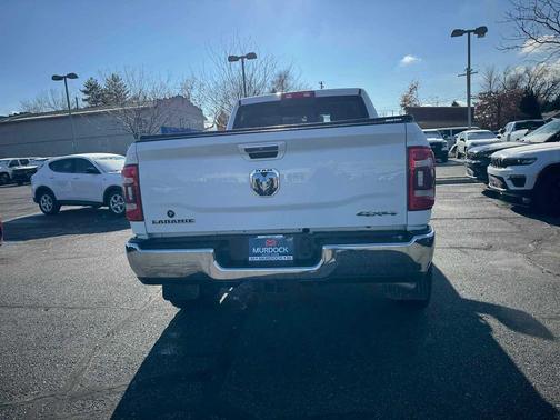 2020 RAM 2500 Laramie Crew Cab 4X4 6'4' Box