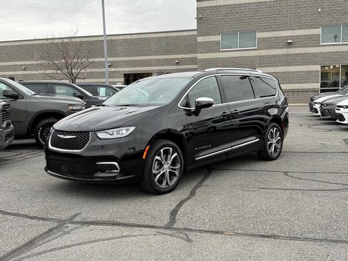 2026 Chrysler Pacifica L