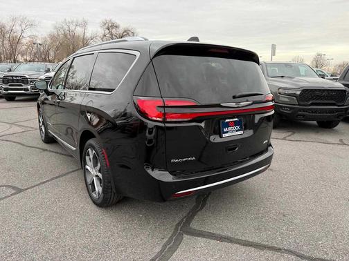 2026 Chrysler Pacifica L