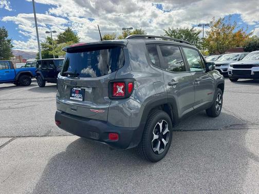 2021 Jeep Renegade Trailhawk