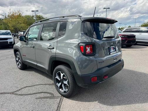 2021 Jeep Renegade Trailhawk