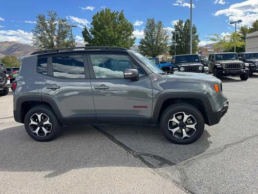 2021 Jeep Renegade Trailhawk