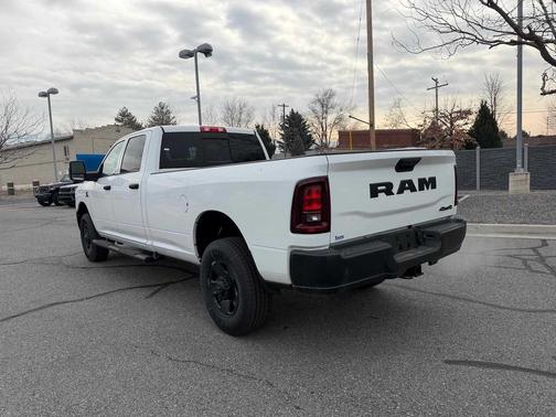 2026 RAM 3500 Tradesman Crew Cab 4x4 8' Box
