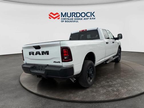 2026 RAM 3500 Tradesman Crew Cab 4x4 8' Box