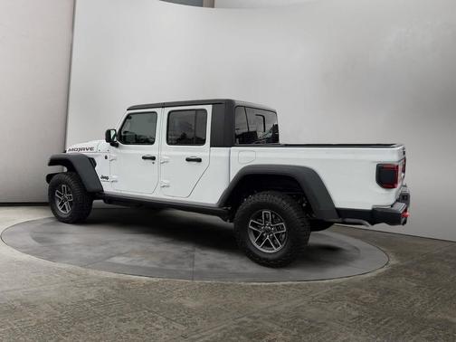 2026 Jeep Gladiator Mojave 4x4