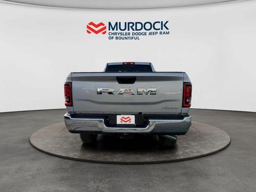 2026 RAM 2500 Tradesman Crew Cab 4x4 8' Box