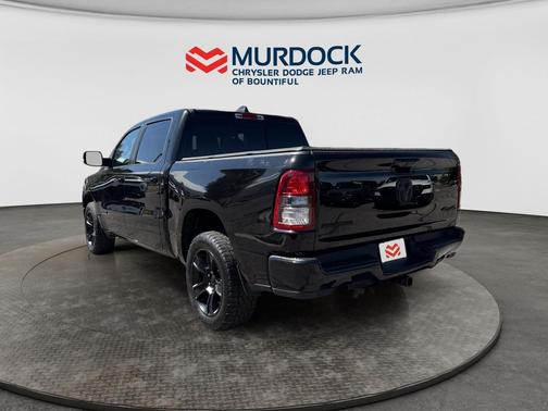 Diamond Black Crystal Pearlcoat 2021 RAM 1500 Big Horn/Lone Star