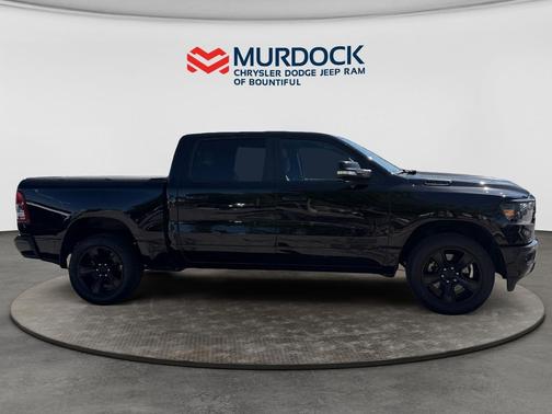 Diamond Black Crystal Pearlcoat 2021 RAM 1500 Big Horn/Lone Star