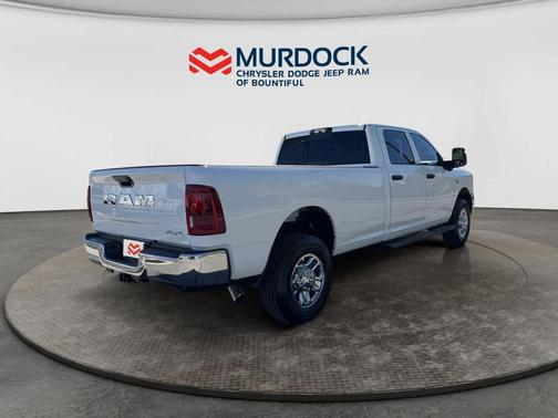 2026 RAM 3500 Tradesman Crew Cab 4x4 8' Box