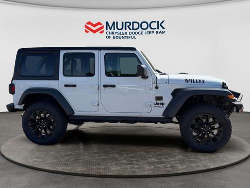 Bright White Clearcoat 2020 Jeep Wrangler Unlimited Willys 4x4